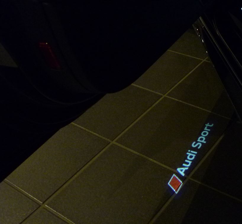 2Stück Original Audi Sport LED Einstiegsbeleuchtung Tür Logo Projektor  R8,Q8 usw NEU, A8, Audi