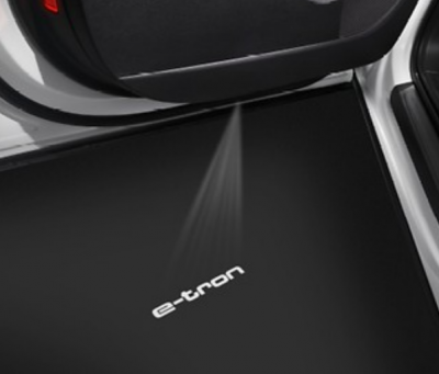 Audi Einstiegsbeleuchtung Logoprojektion e-tron