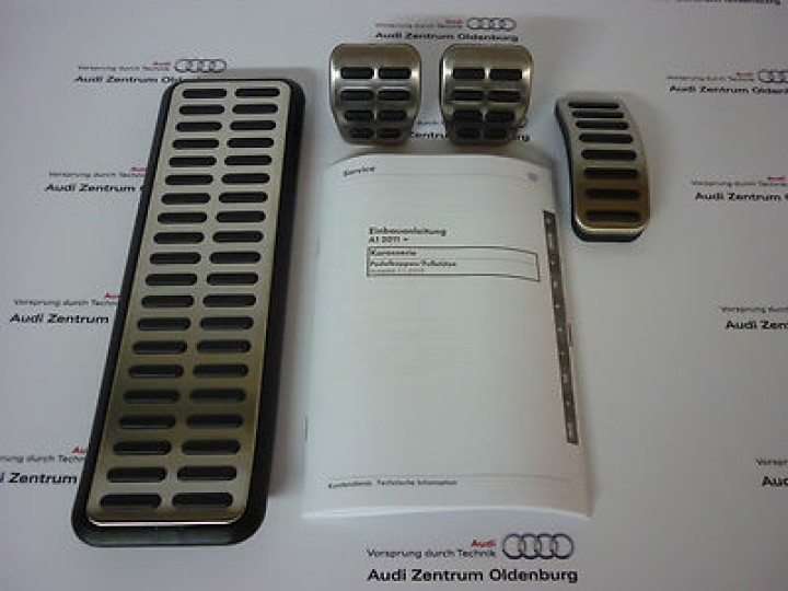 Original Audi A1 Pedalkappen im Satz inkl Fußstütze für Schaltgetriebe